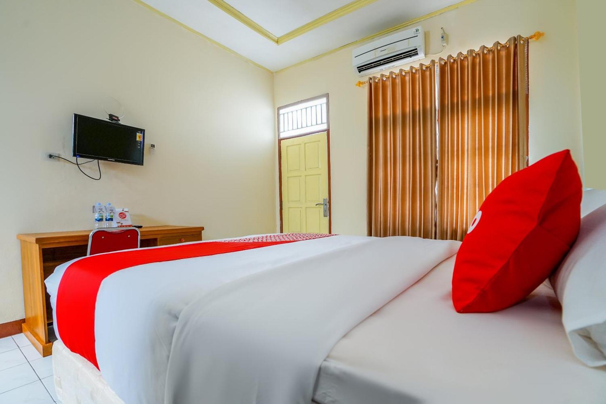 Oyo 2177 Trikora Indah Residence Palembang Exterior photo