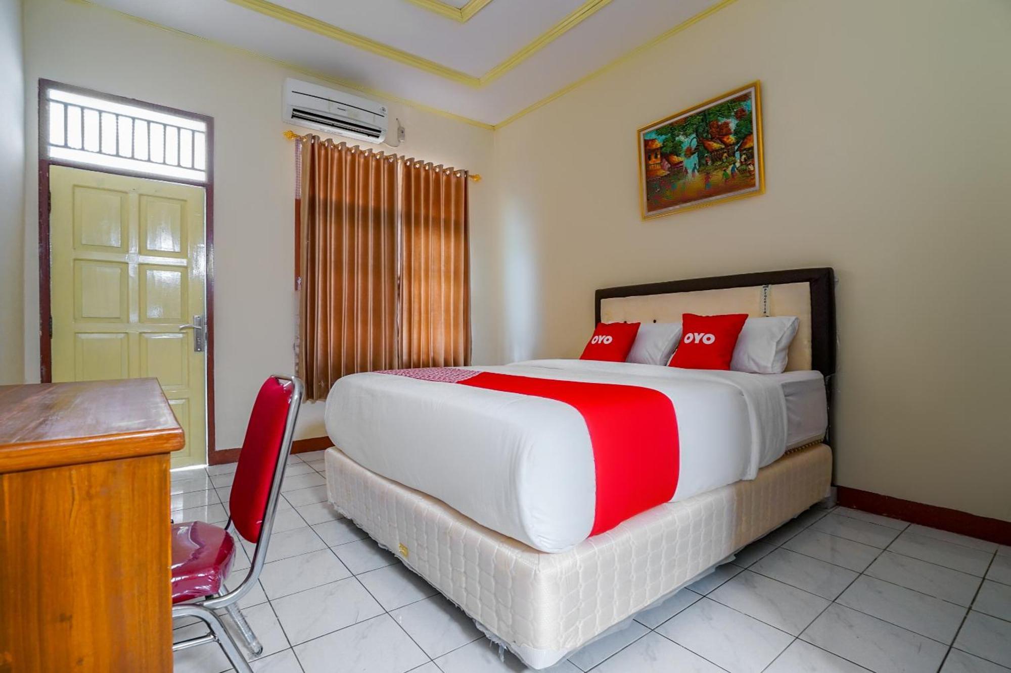 Oyo 2177 Trikora Indah Residence Palembang Exterior photo